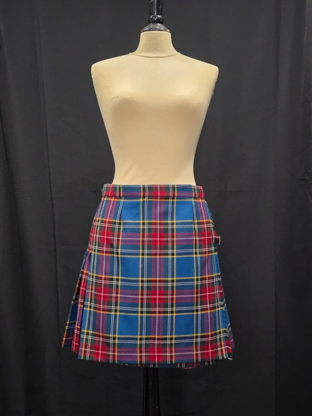Vintage Woman's Mini Kilt in Macbeth Modern tartan